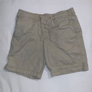 Men’s GAP cargo shorts